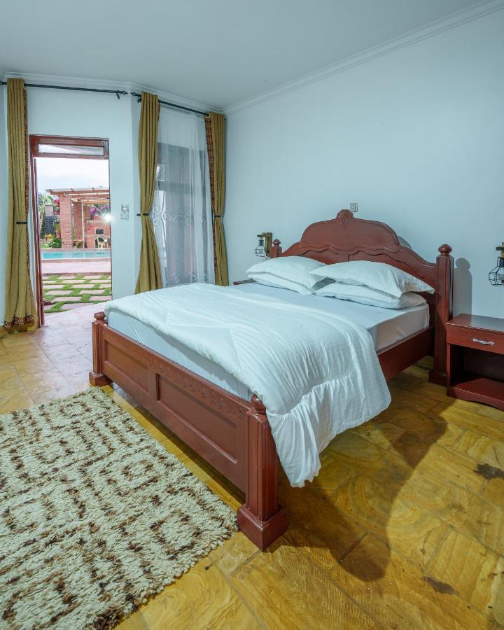 Sprunger Avenue - Tulia Homes Moshi Eksteriør bilde