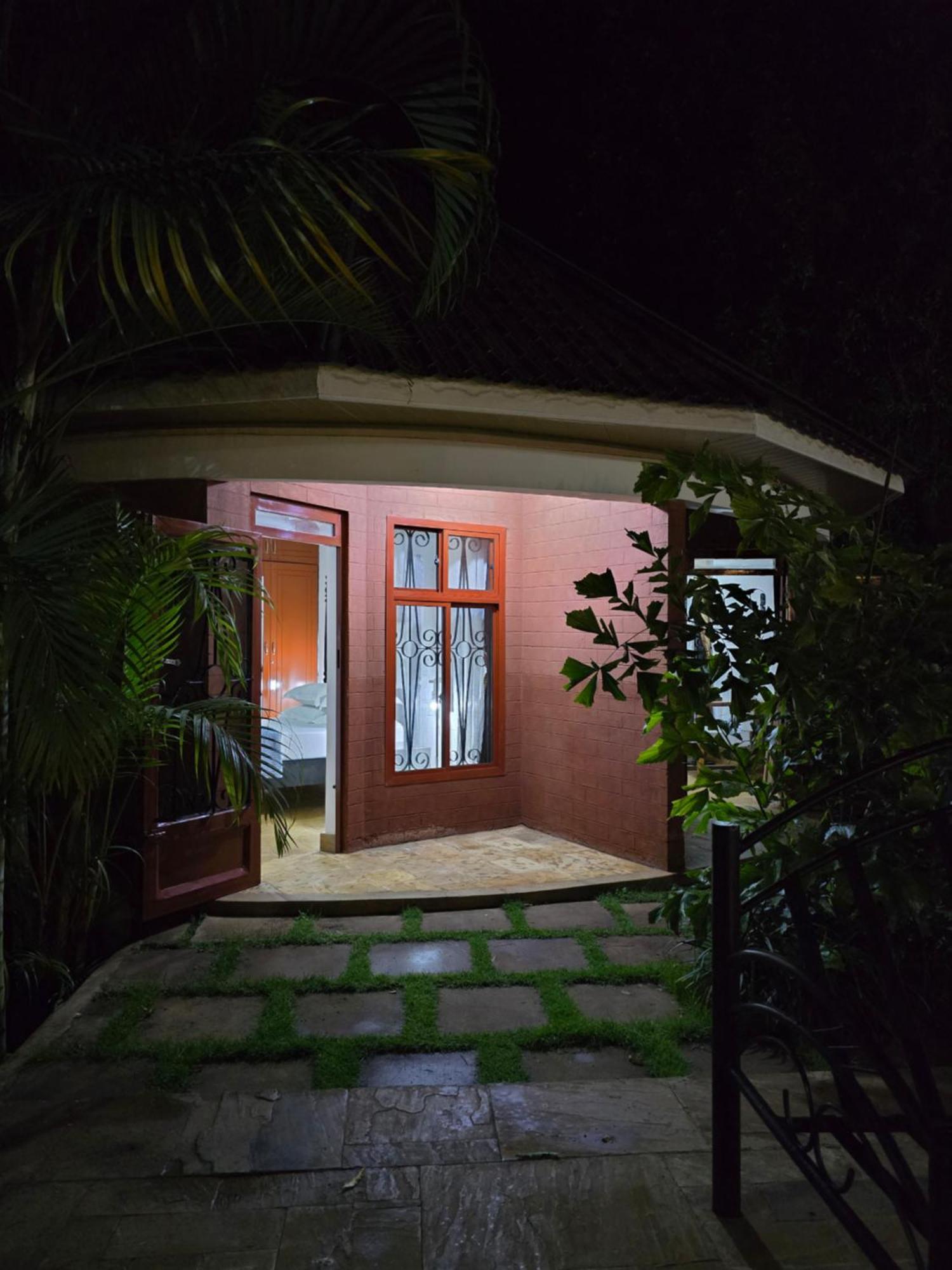 Sprunger Avenue - Tulia Homes Moshi Rom bilde